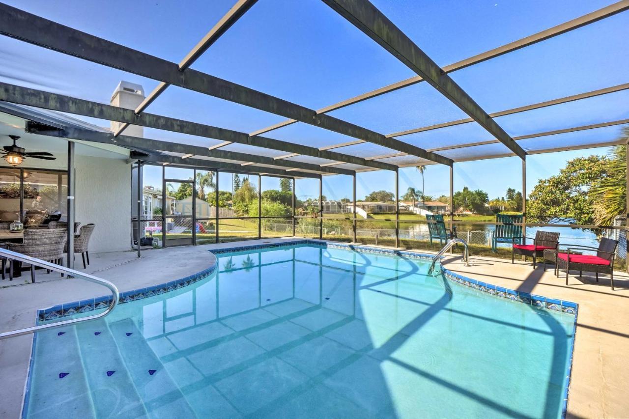 Villa Waterfront Port Richey House With Heated Pool! Exterior foto